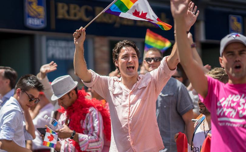 دیگه چه خبر؛ خوشحالی دگرباشان از انتخاب دوباره ترودو در کانادا