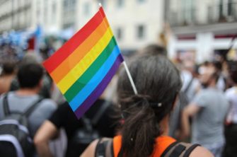 امکان تغییر نشانگر جنسیت در مدارک شناسایی برای سوئیسی‌ها در ۲۰۲۲