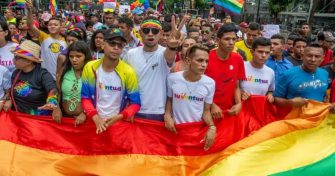 اعتراض به بازداشت ۳۳ مرد به اتهام برقراری رابطه با همجنس در ونزوئلا